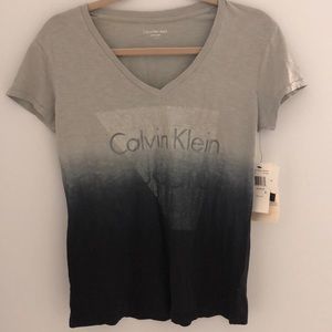 NWT Calvin Klein Ombré T Shirt in Grey and Black
